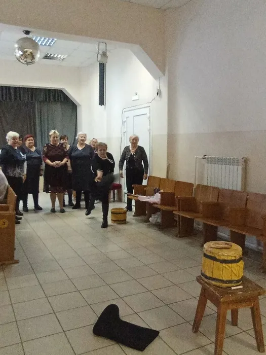 почти попала)